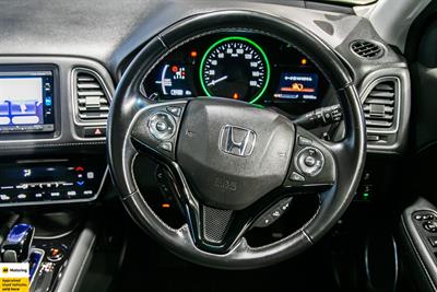 2016 Honda Vezel - Thumbnail