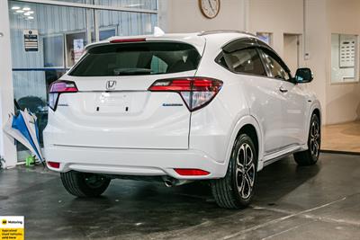 2016 Honda Vezel - Thumbnail