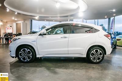 2016 Honda Vezel - Thumbnail