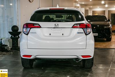 2016 Honda Vezel - Thumbnail