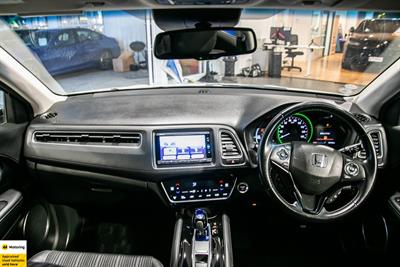 2016 Honda Vezel - Thumbnail