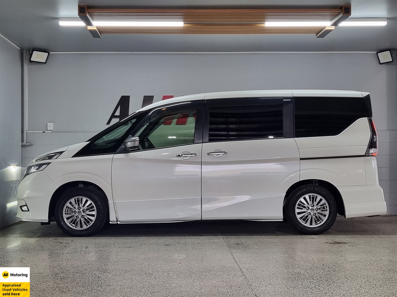 2018 Nissan Serena