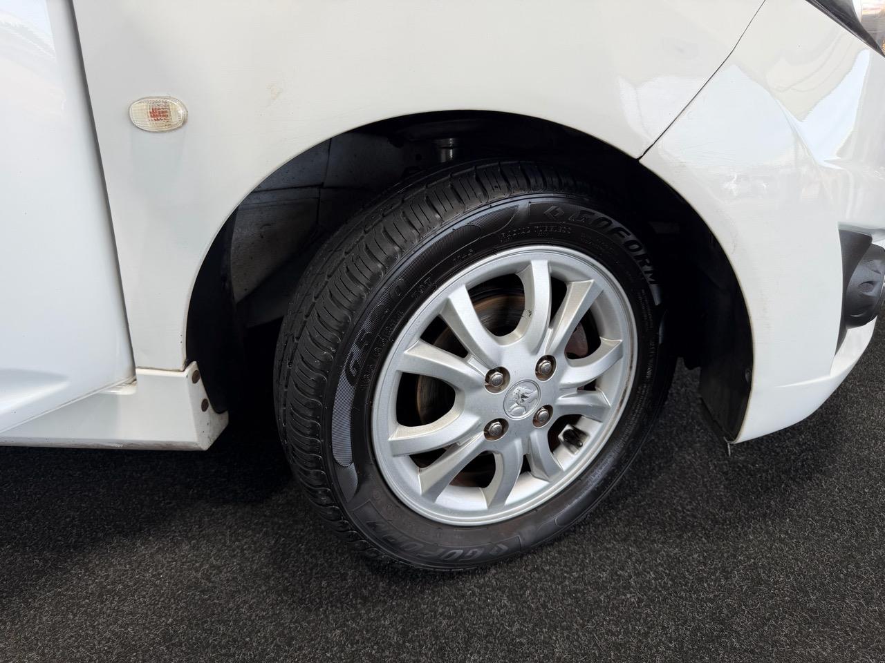2014 Holden Barina