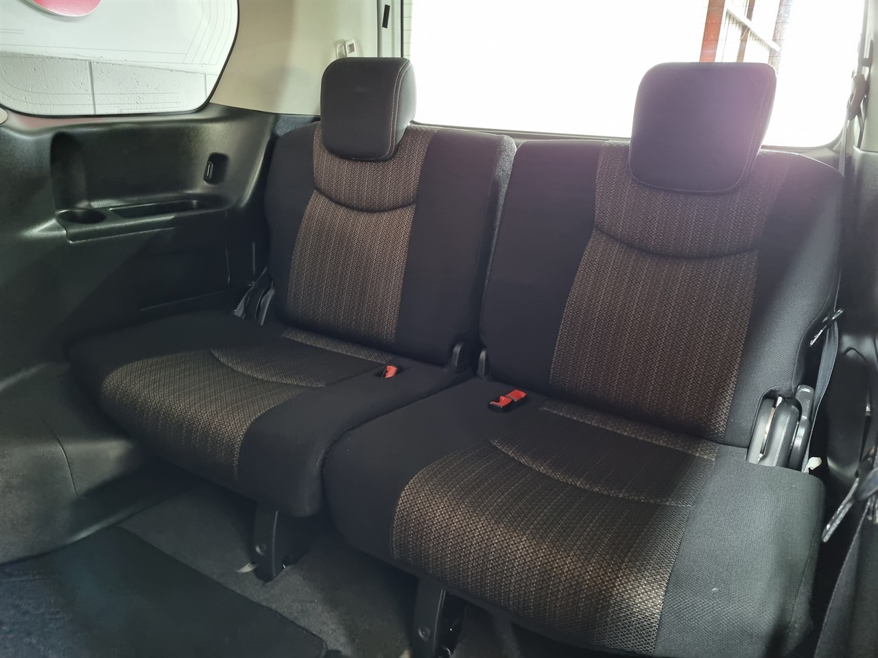 2015 Nissan Serena
