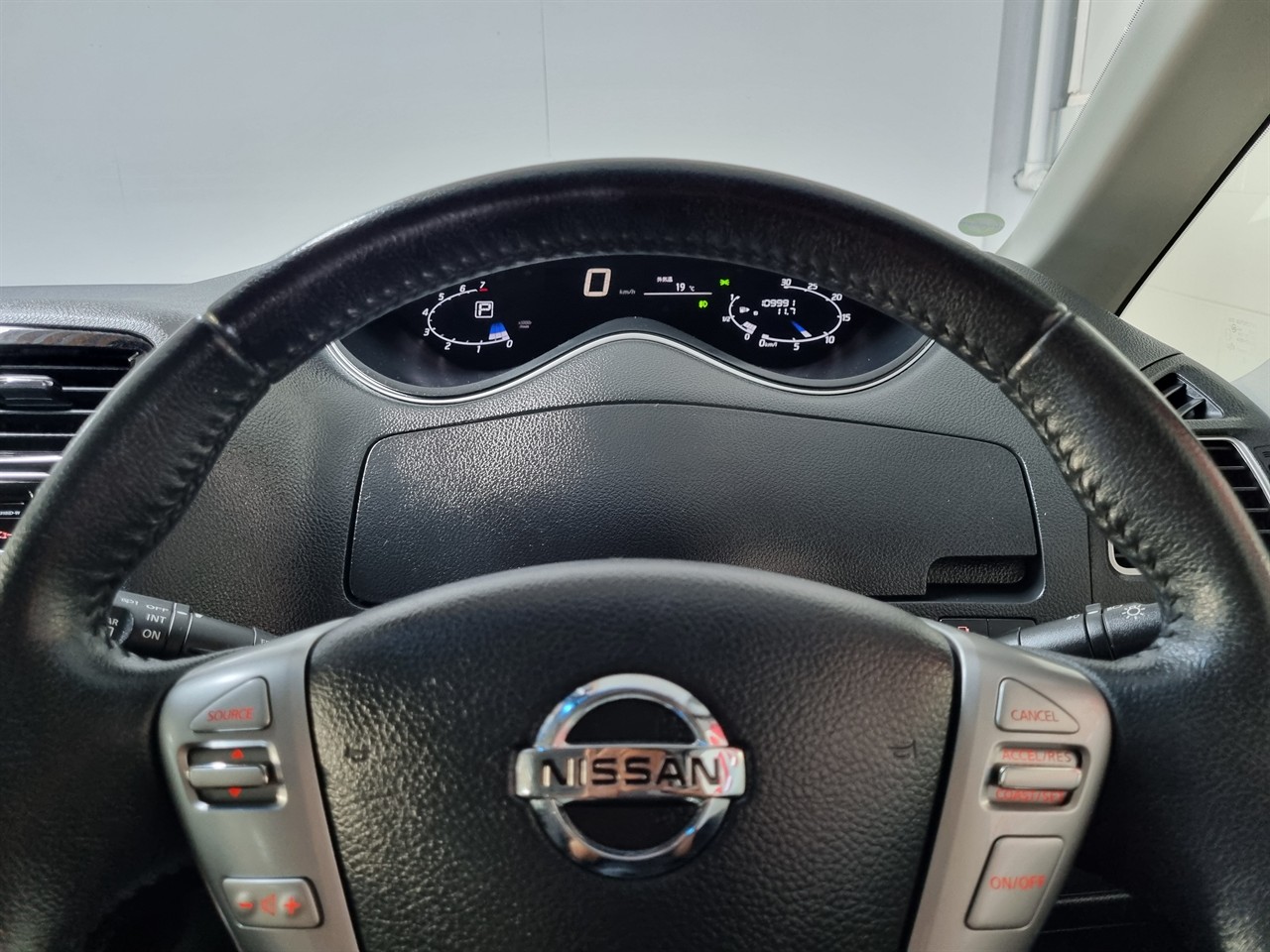 2015 Nissan Serena