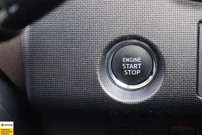 2015 Toyota Porte - Thumbnail