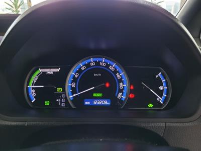 2014 Toyota Voxy - Thumbnail