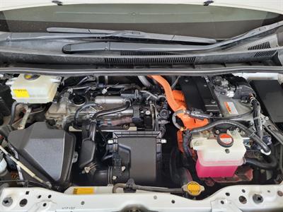 2014 Toyota Voxy - Thumbnail