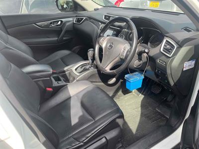 2016 Nissan X-Trail - Thumbnail
