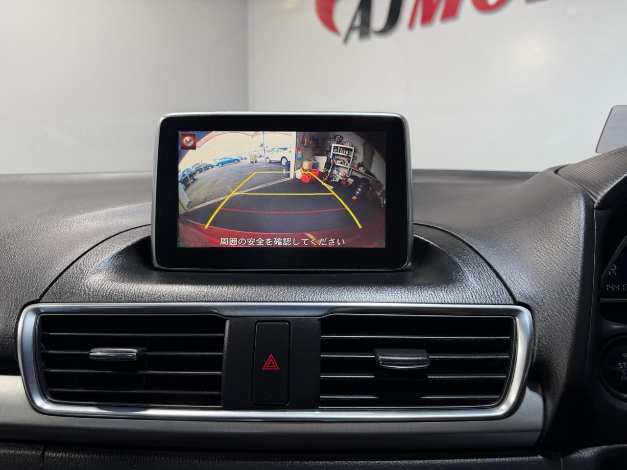 2014 Mazda Axela
