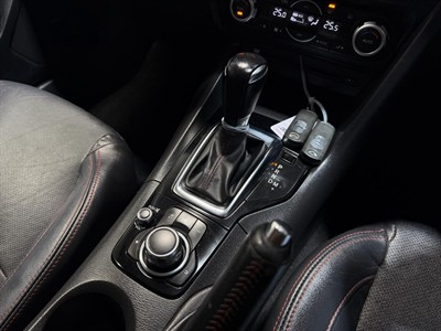 2014 Mazda Axela - Thumbnail