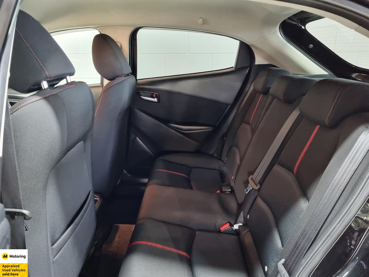 2016 Mazda Demio