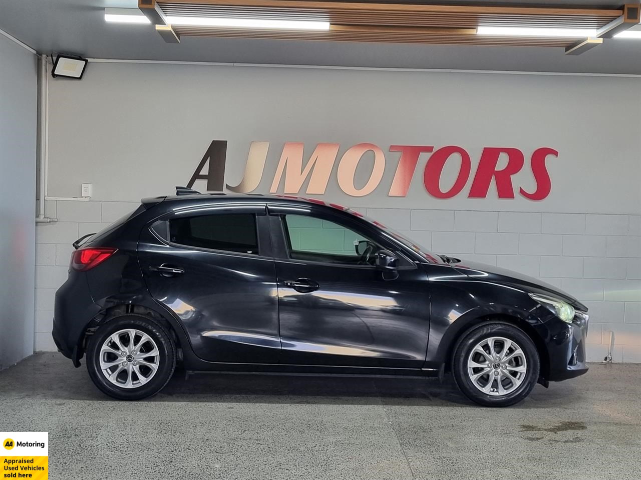 2016 Mazda Demio