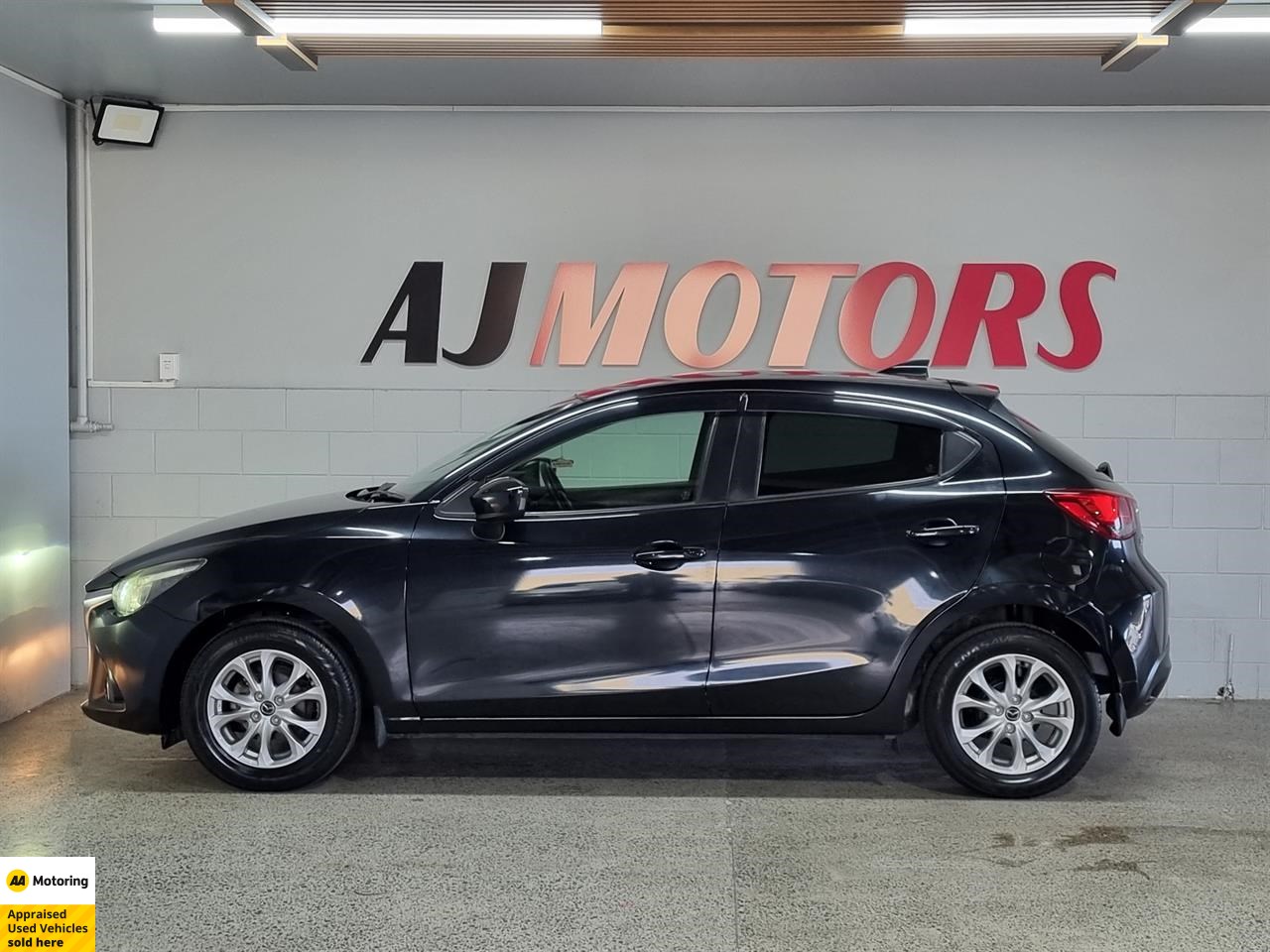 2016 Mazda Demio