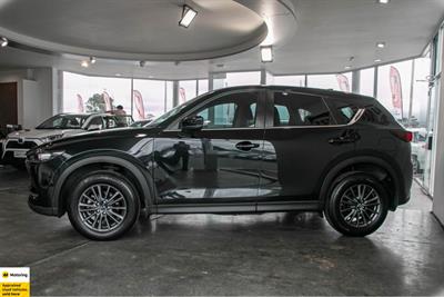 2021 Mazda CX-5 - Thumbnail