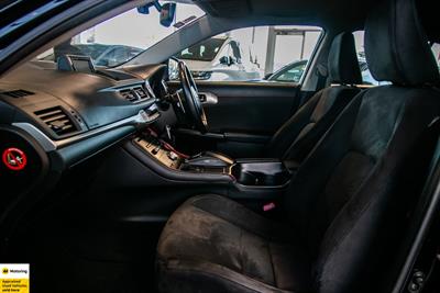 2012 Lexus CT 200h - Thumbnail