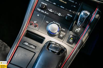 2012 Lexus CT 200h - Thumbnail