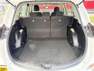 2017 Toyota RAV4 - Thumbnail