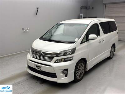 2013 Toyota Vellfire - Thumbnail
