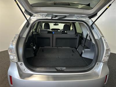 2013 Toyota Prius - Thumbnail