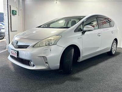 2013 Toyota Prius - Thumbnail