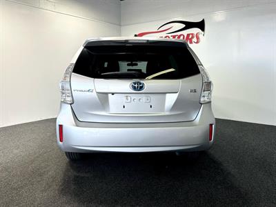 2013 Toyota Prius - Thumbnail