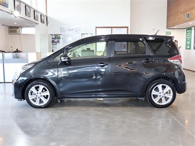 2015 Toyota Ractis - Thumbnail