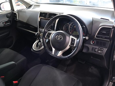 2015 Toyota Ractis - Thumbnail