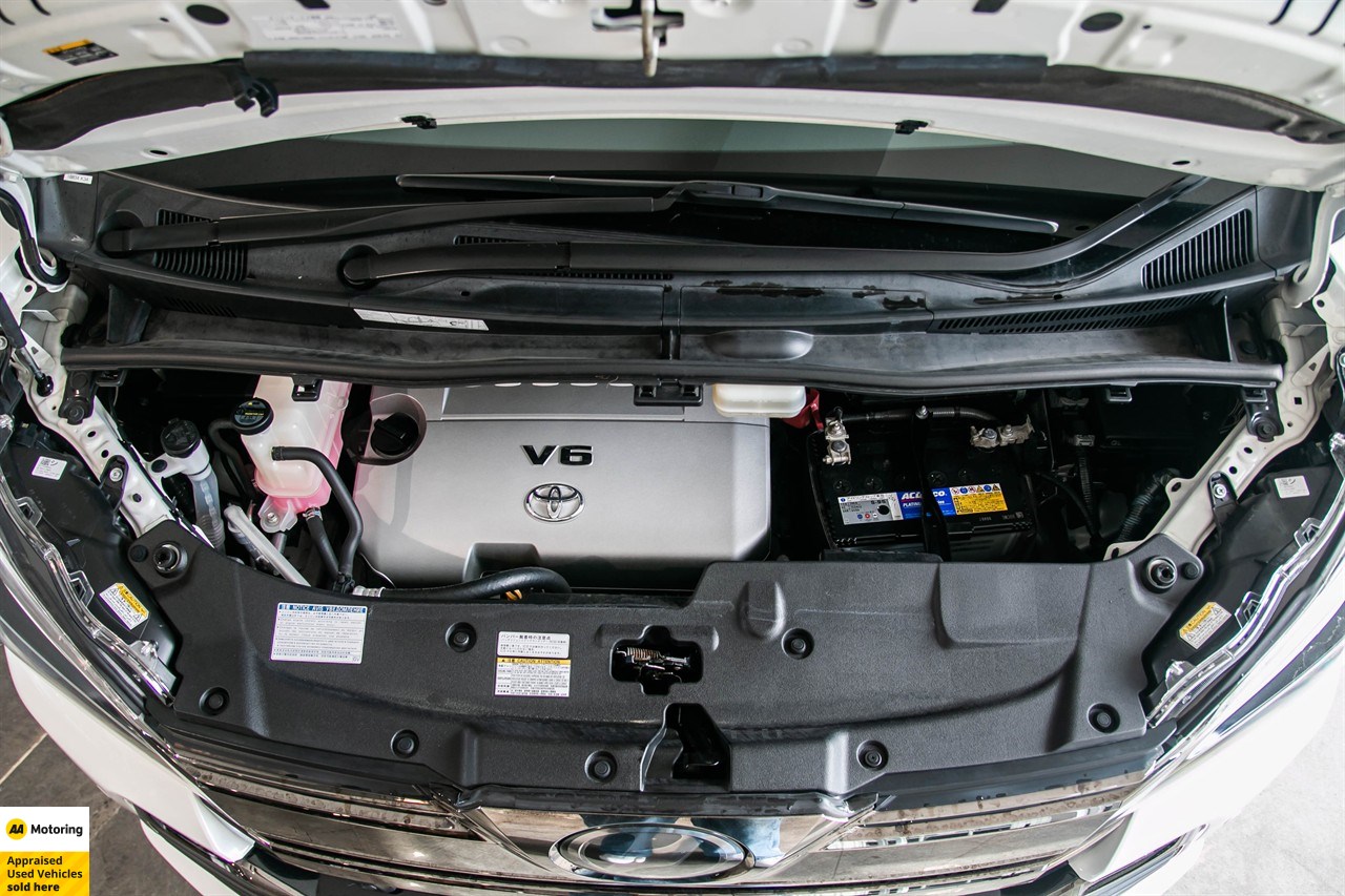 2017 Toyota Vellfire