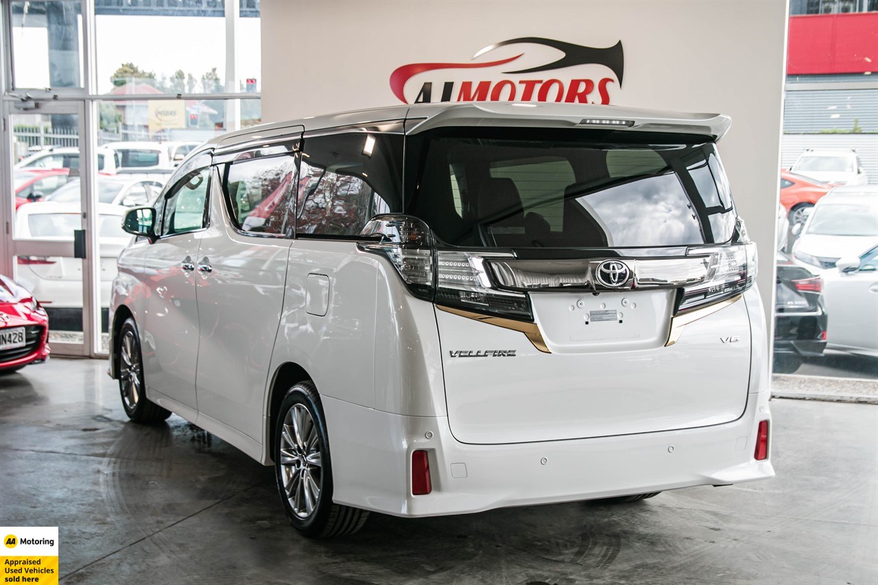 2017 Toyota Vellfire