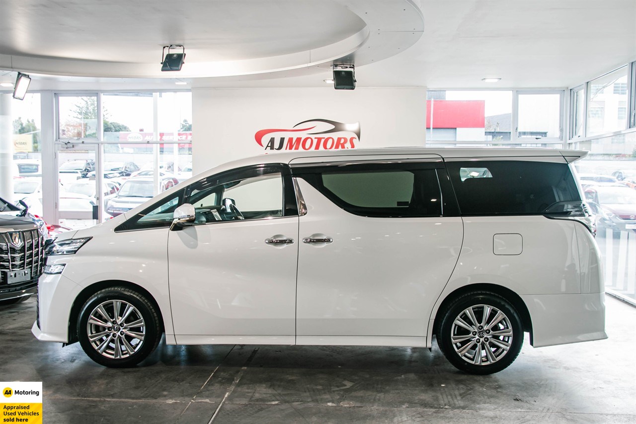 2017 Toyota Vellfire