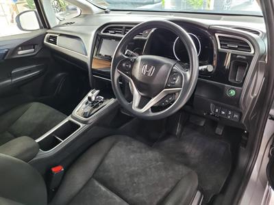 2017 Honda Shuttle - Thumbnail
