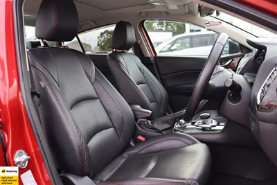 2014 Mazda Axela - Thumbnail