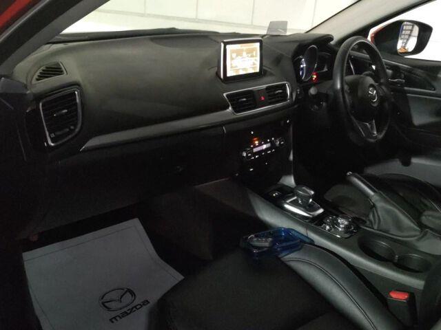 2014 Mazda Axela
