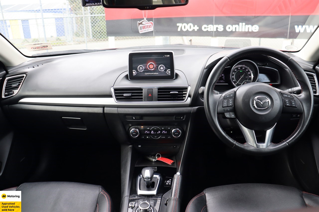 2014 Mazda Axela