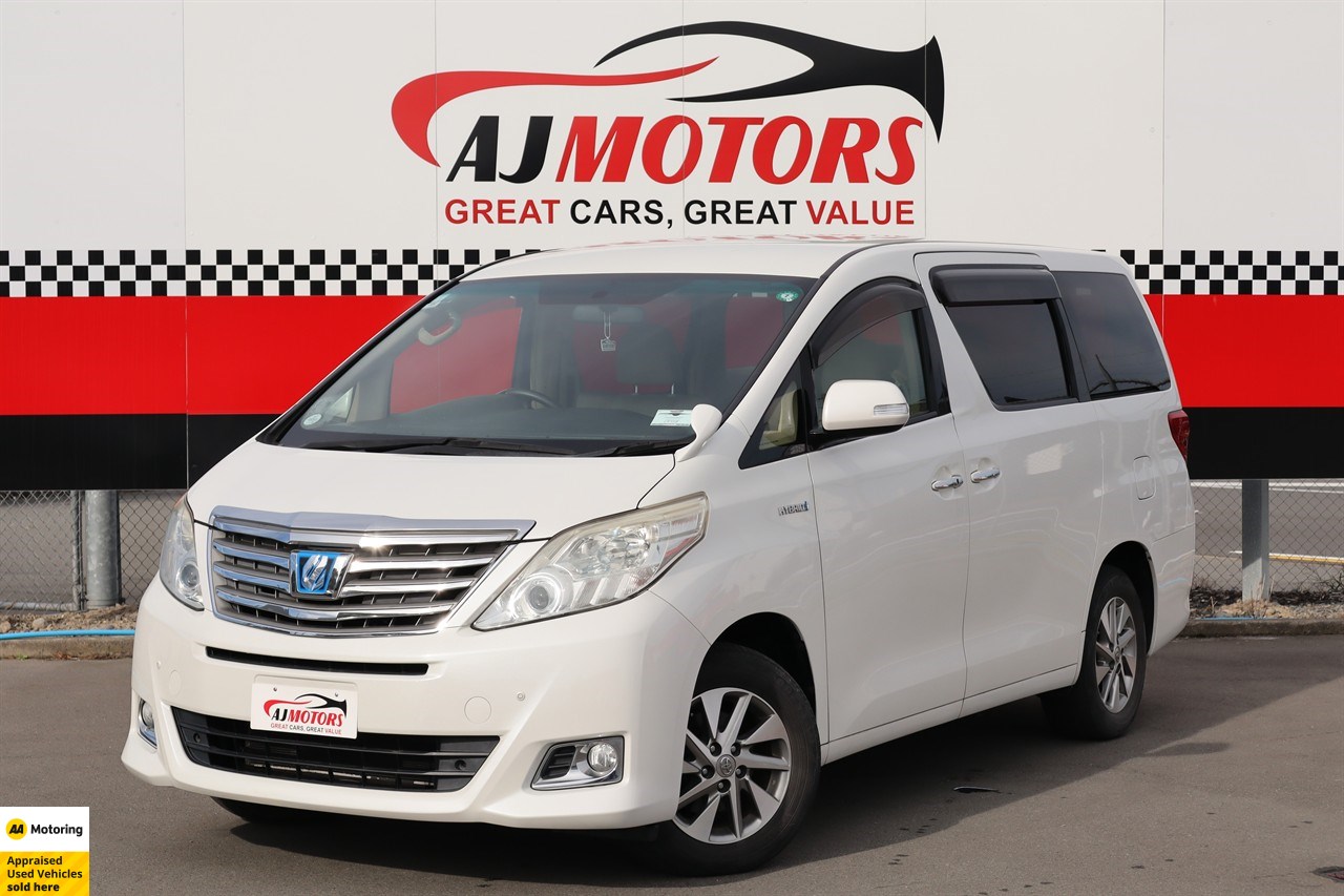 2013 Toyota Alphard
