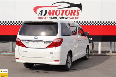 2013 Toyota Alphard - Thumbnail
