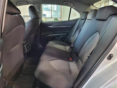 2019 Toyota Camry - Thumbnail