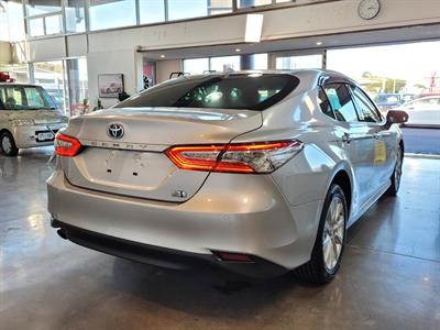 2019 Toyota Camry - Thumbnail