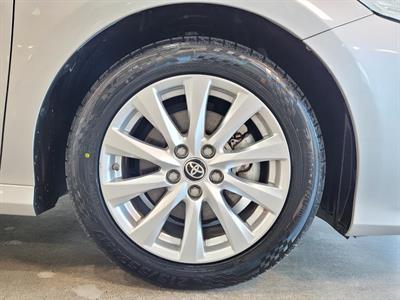 2019 Toyota Camry - Thumbnail