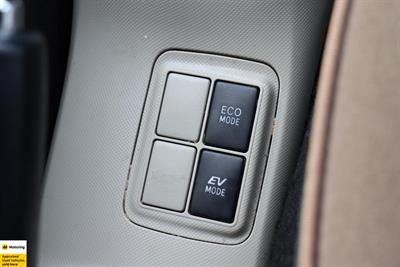 2014 Toyota Aqua - Thumbnail