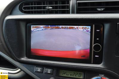 2014 Toyota Aqua - Thumbnail