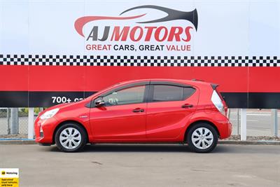 2014 Toyota Aqua - Thumbnail