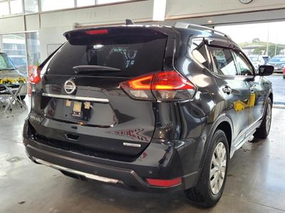 2018 Nissan X-Trail - Thumbnail