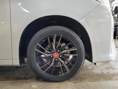 2017 Toyota Alphard - Thumbnail