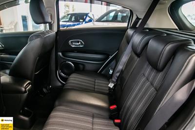 2015 Honda Vezel - Thumbnail