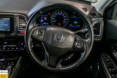 2015 Honda Vezel - Thumbnail