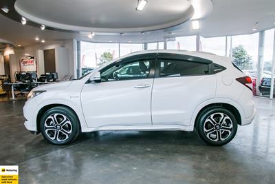 2015 Honda Vezel - Thumbnail