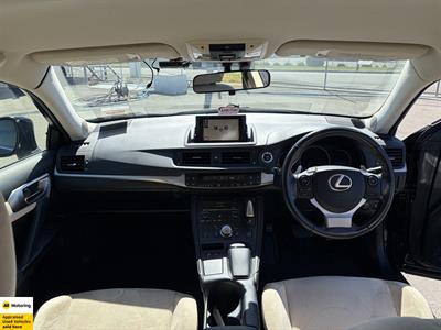 2015 Lexus CT 200h - Thumbnail