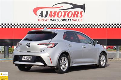 2019 Toyota Corolla - Thumbnail